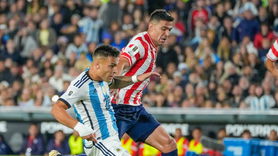 Lautaro Martínez vs. Paraguay. Foto: X @Argentina.