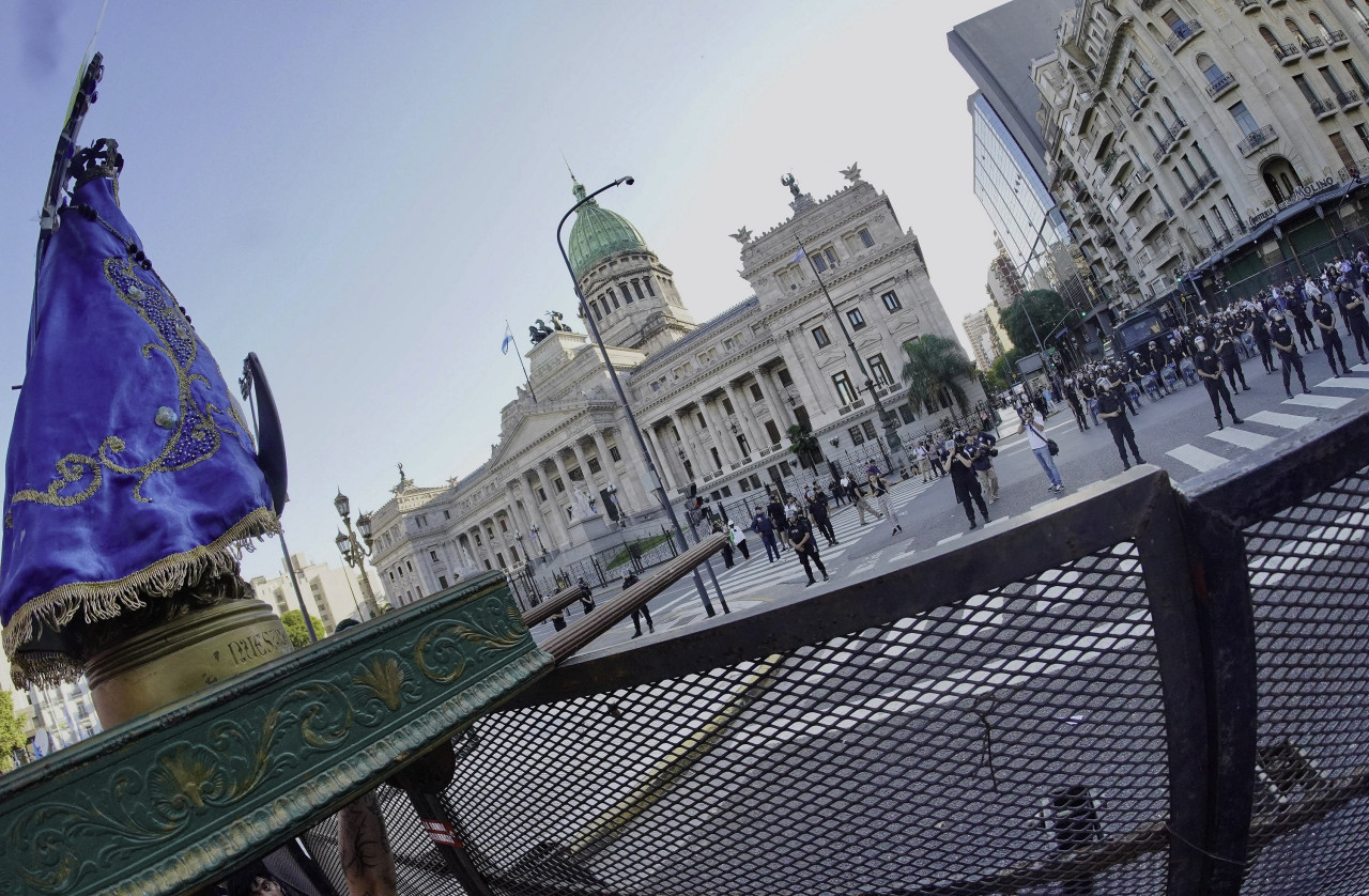 Marcha de Jubilados al Congreso. FOTO: CLAUDIO FANCHI/ NA.