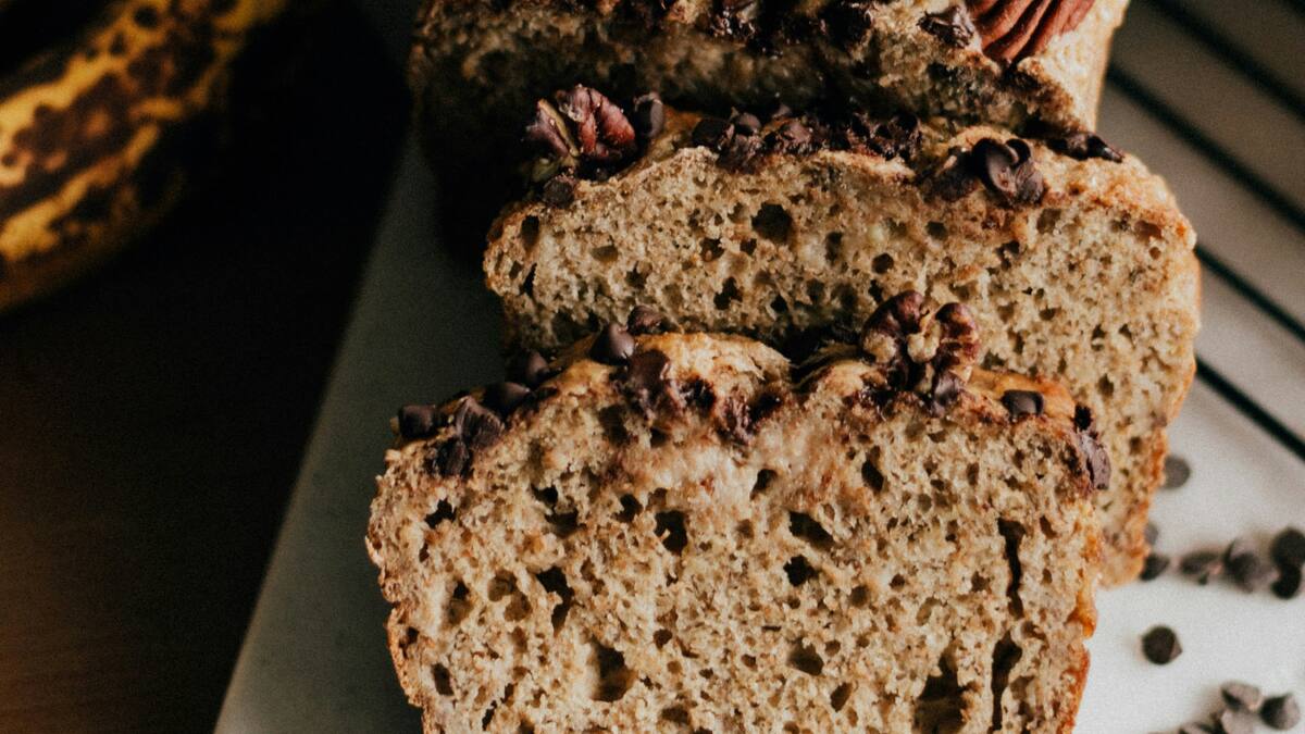 Budín de banana y chocolate. Foto: Unsplash