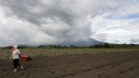 Volcán Kanlaon en Filipinas. Foto: EFE.