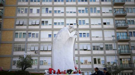 Internación del Papa Francisco en Roma. Foto: REUTERS.