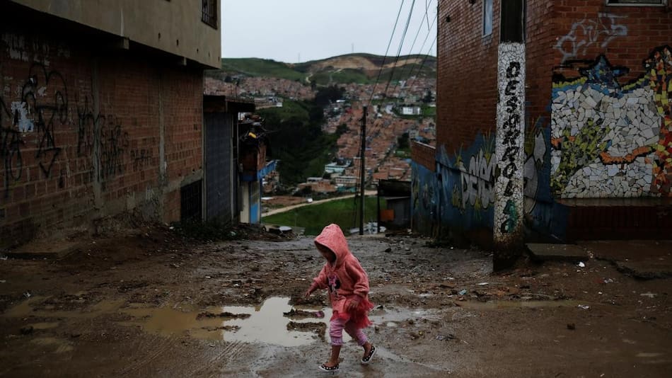 Los niños que crecen en una situación de desigualdad social tienen problemas de salud mental.