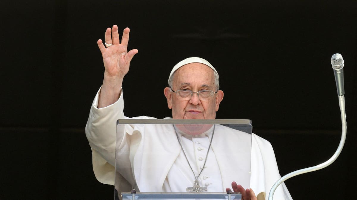 El papa Francisco durante el rezo dominical del Ángelus. Foto: Reuters.