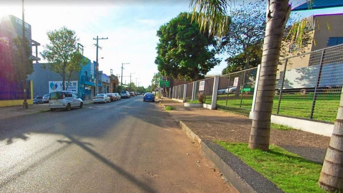 Intentó robar un negocio de Paraguay y la empleada le dio pesos argentinos: los rechazó y se fue