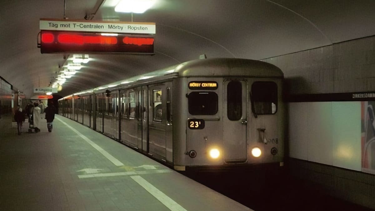 El tren fantasma Silverpilen, en Estocolmo, Suecia.