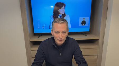 "Otra vez sopa": el mensaje de Fernando Gray mientras hablaba Cristina Kirchner