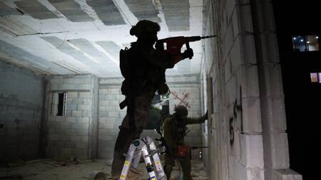 Soldados israelíes en la Franja de Gaza; guerra Israel-Hamás: Foto: X @idfonline