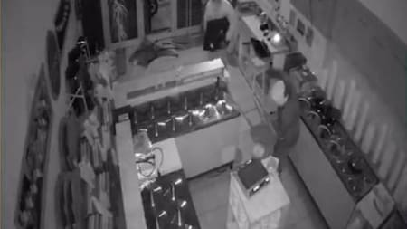 Robo en heladeria de Pergamino