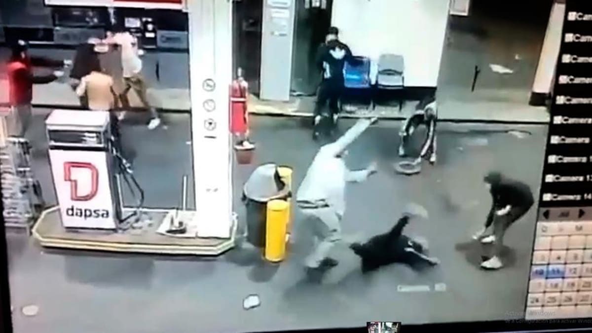 Los momentos previos al ataque mortal de una patota en una estación de servicio