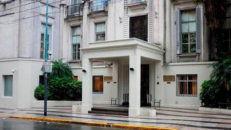 Murió el paciente con coronavirus que recibió dióxido de cloro por la orden de un juez federal