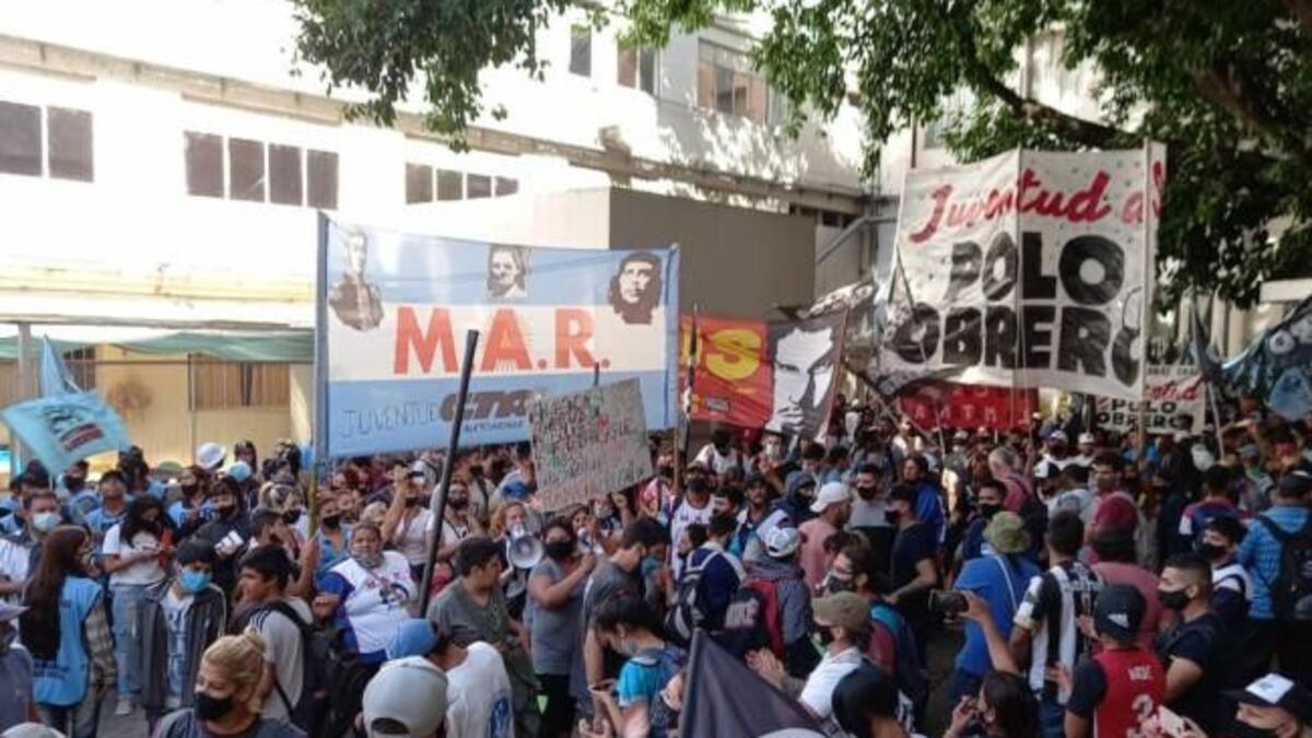 Juventudes piqueteras en el Ministerio de Educación