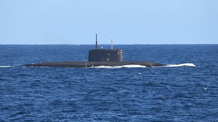 El submarino ruso perseguido por la Armada. Foto: EMAD.