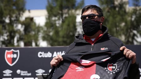 Presentación del Mono Burgos en Newells, @Newells