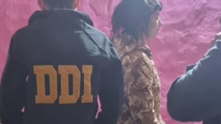 Policía Bonaerense atrapó a la mujer del motochorro. Foto: NA.
