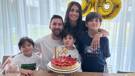 La familia Messi. Foto: Instagram @antonelaroccuzzo.