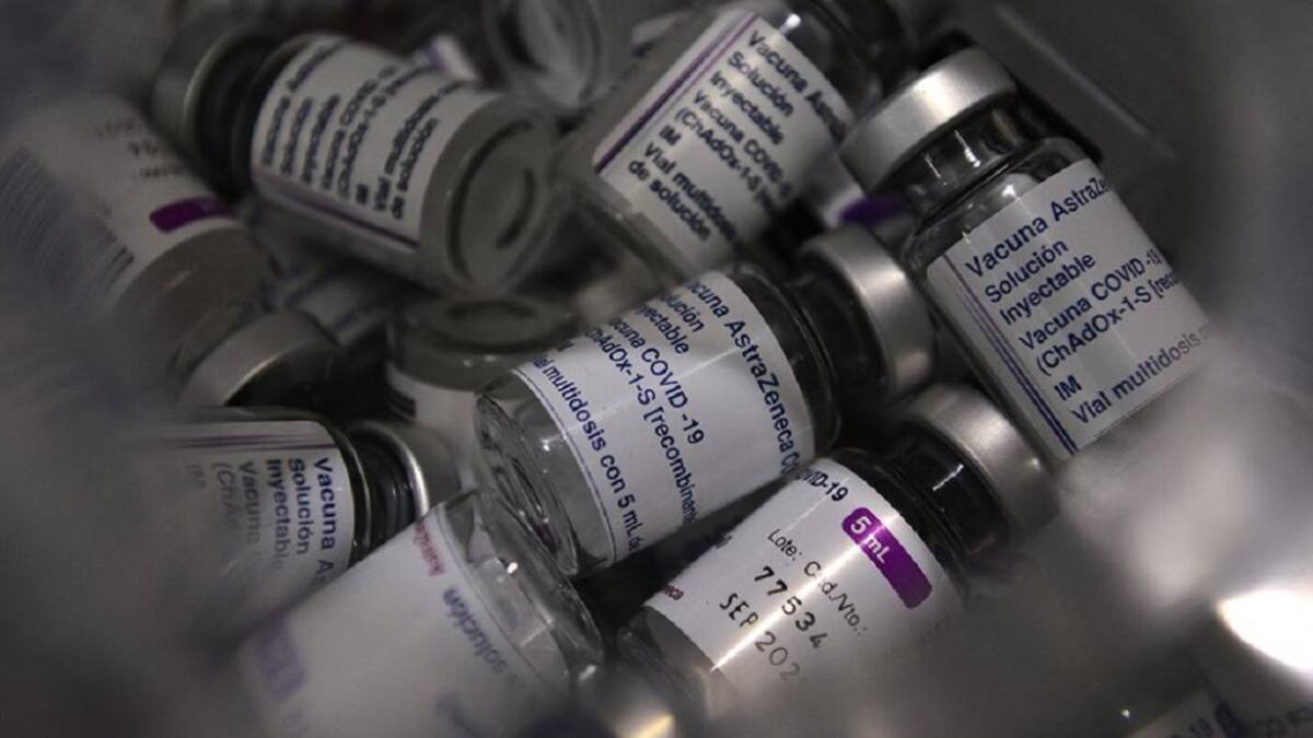 Llegan al país 800.000 DOSIS DE Astrazeneca