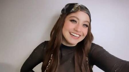Karol Sevilla lanza "Tus Besos" y le envía saludos a Canal 26