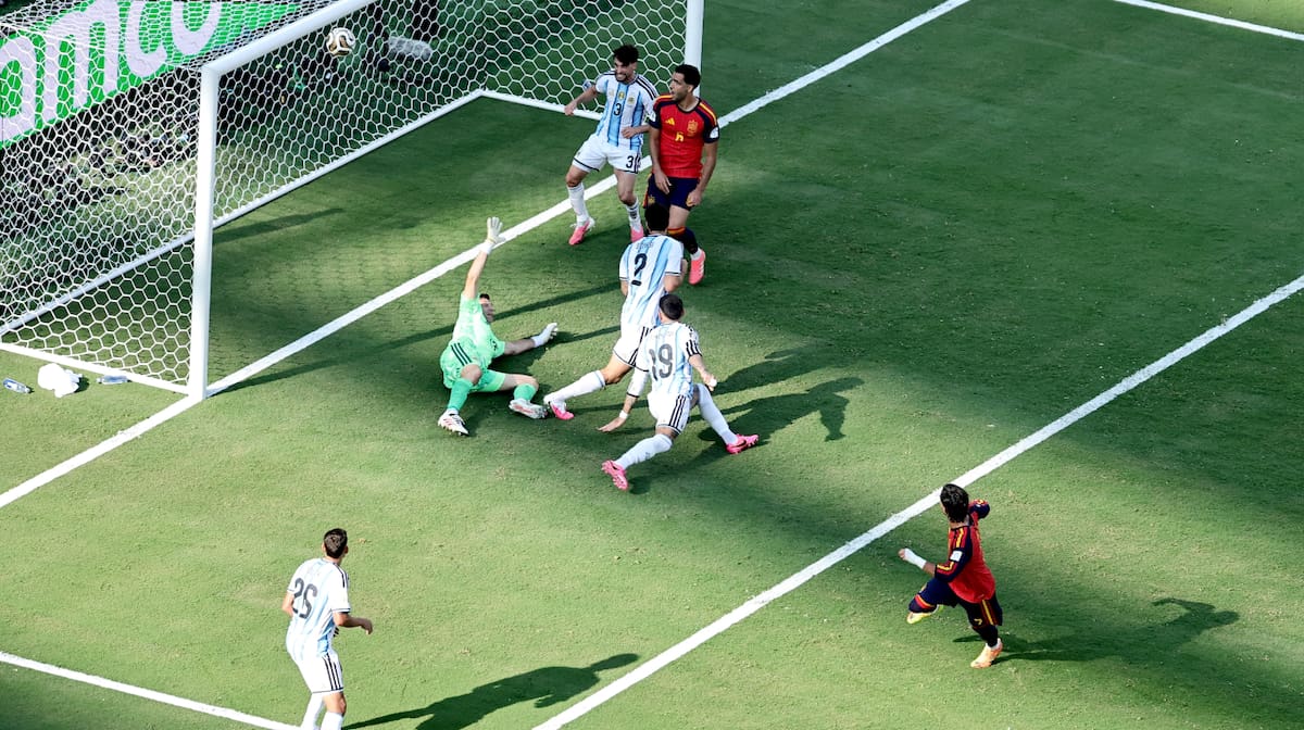 Gol de Ferrán Torres en la final del Mundial 2026.