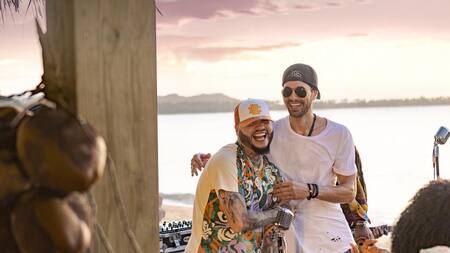Enrique Iglesias y Farruko lanzan su video "Me pasé"