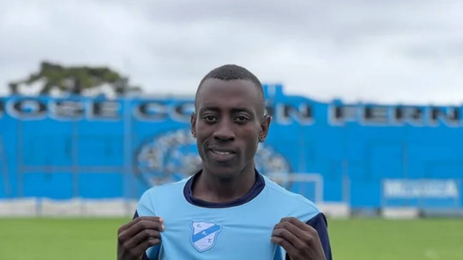 David Mulenga es nuevo jugador de Temperley. Foto: NA.