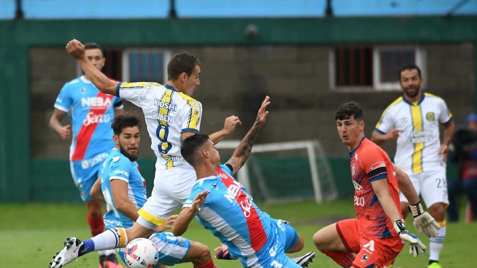 Arsenal y Rosario Central por la primer fecha de la Copa de la Liga. Foto NA