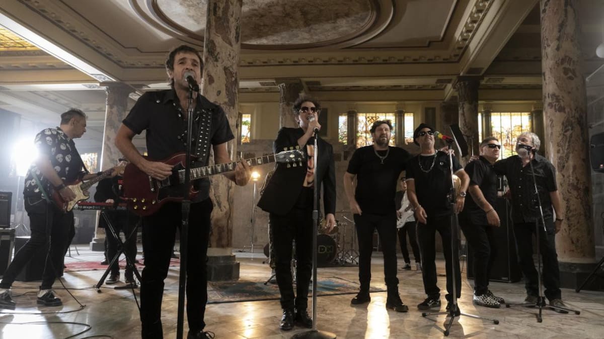 Los Auténticos Decadentes y Andrés Calamaro. Foto: Prensa.