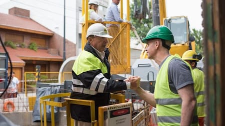 Larreta recorrió obras del Arroyo Vega