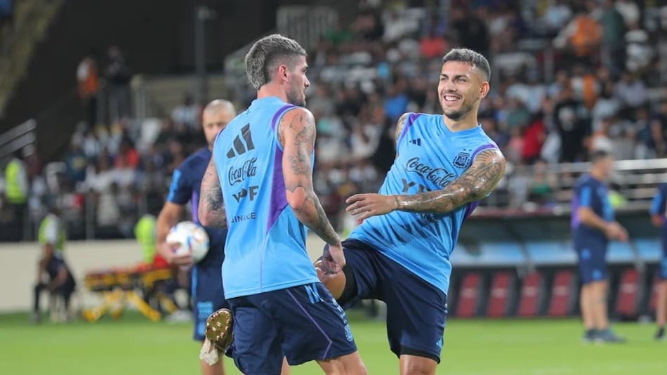 Rodrigo De Paul y Leandro Paredes. Foto: NA.