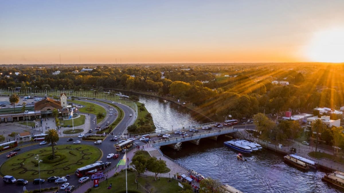 Las tres escapadas ideales de Buenos Aires para visitar un finde viajando en transporte público.