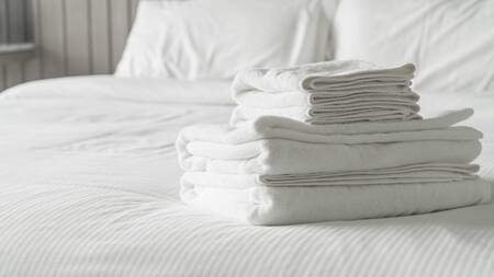 Adiós a las bacterias y los malos olores: ¿cada cuánto hay que lavar toallas y sábanas?