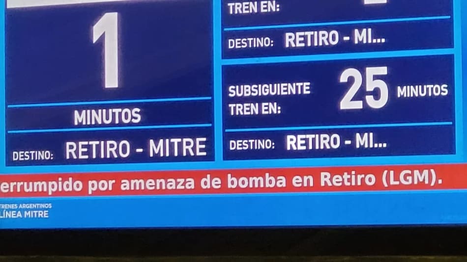 Amenaza de bomba en Retiro.