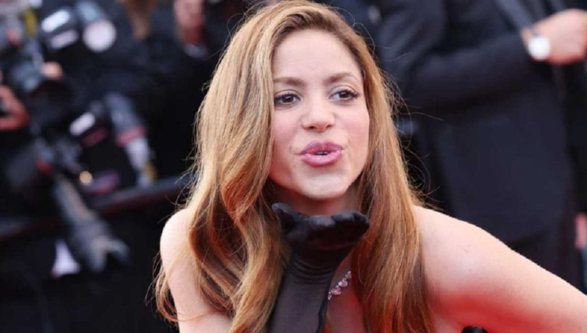 Shakira, NA