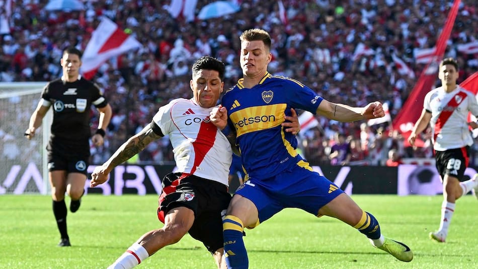 Superclásico entre Boca Juniors y River Plate.