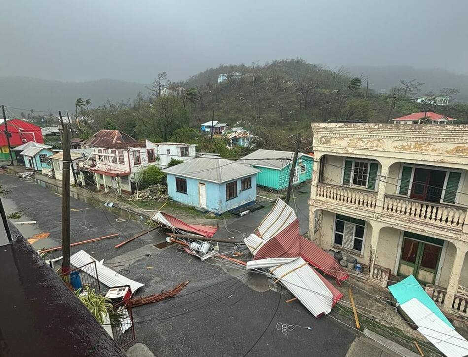 El huracán Beryl llegó al sur de las islas de Barlovento, en Granada . Foto: X/ @JoshuaOOrtiz1