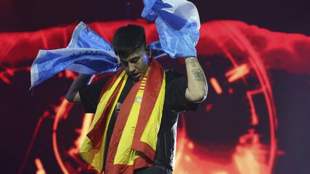 Duki en el estadio Bernabéu. Foto: EFE.