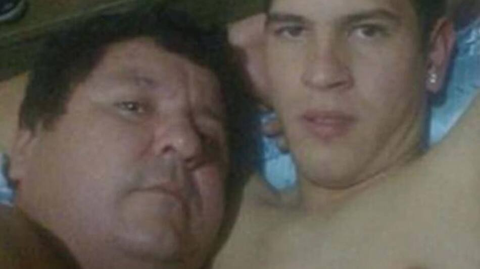Fotos íntimas entre futbolista y presidente del club en Paraguay