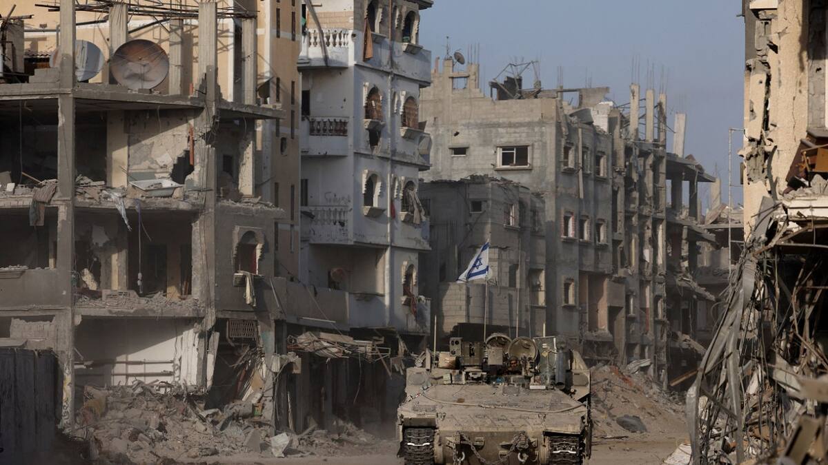 Soldados israelíes patrullando las calles de la Franja de Gaza. Foto: Reuters.