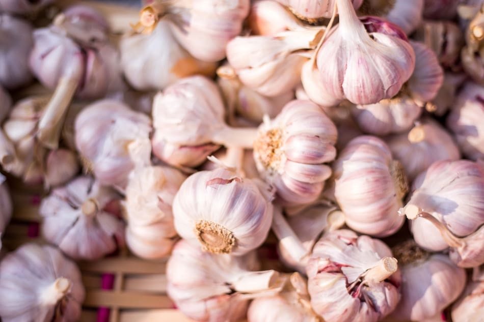Ajo. Foto: Unsplash.