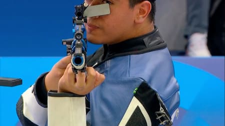 Julián Gutiérrez en las pruebas de tiro de París 2024. Foto: X.