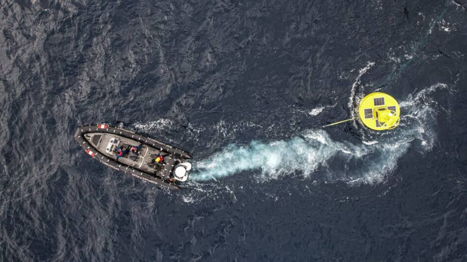 Perú instala de dos boyas oceanográficas. Foto: @TReporta