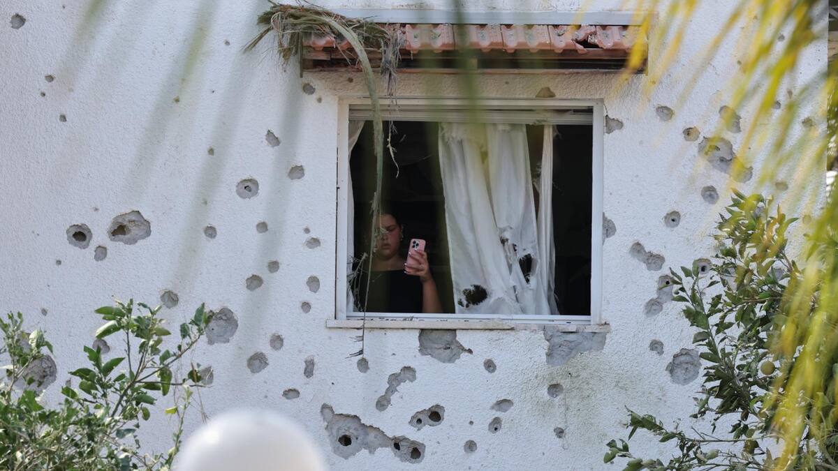 Cohetes disparados desde el Líbano impactaron en Kiryat Bialik, en el norte de Israel. EFE