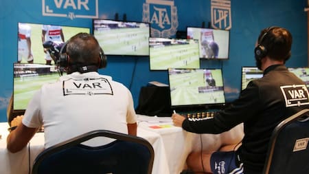VAR, Fútbol Argentino. Foto: Twitter AFA.