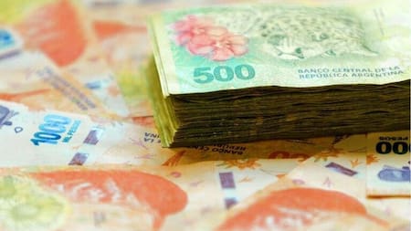 Pesos, billetes, dinero