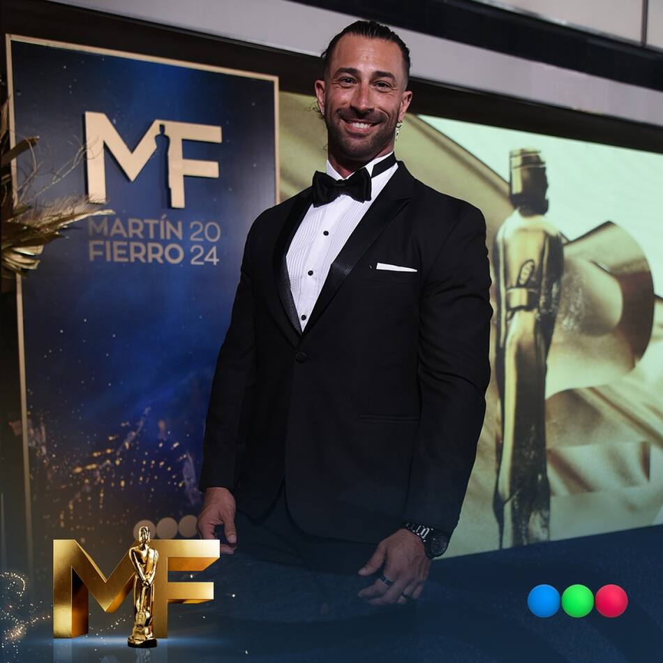 Los looks de los famosos en los Martín Fierro. Foto: Instagram @telefe