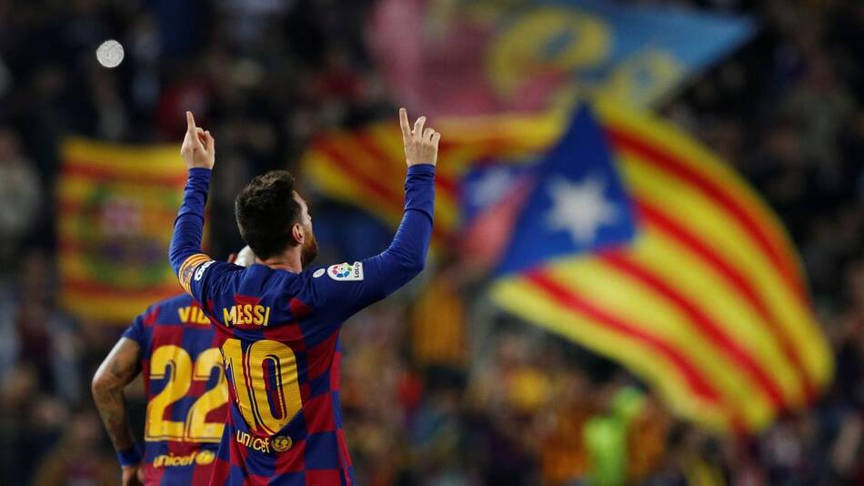 Festejo de Messi para el Barcelona ante Valladolid en La Liga, REUTERS