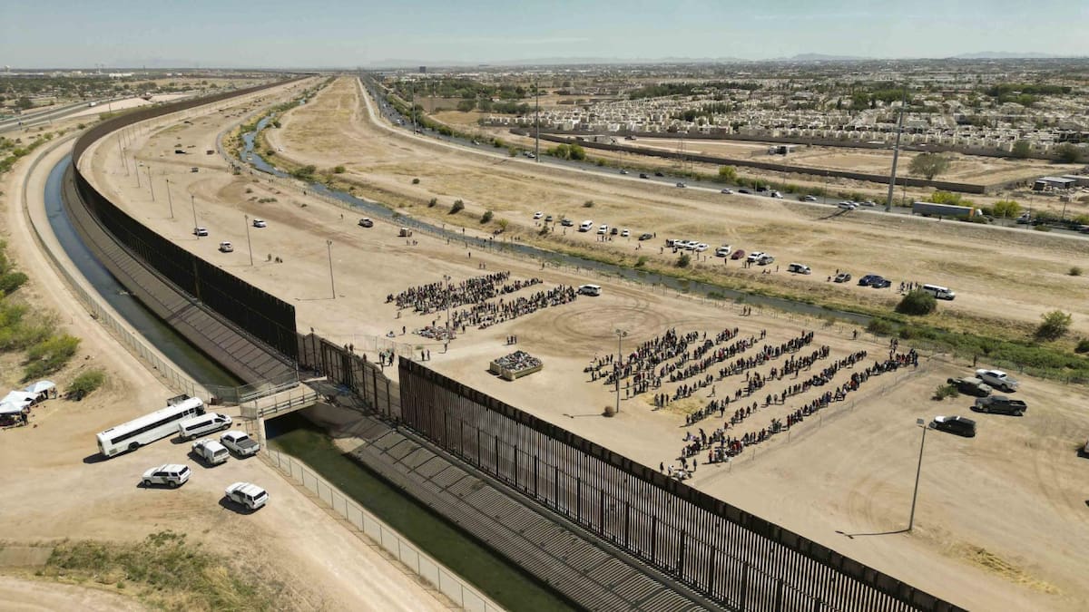 Muro fronterizo entre México y Estados Unidos. Foto: EFE