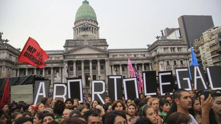 Marcha en el Congreso por la despenalización del aborto - Agencia NA -