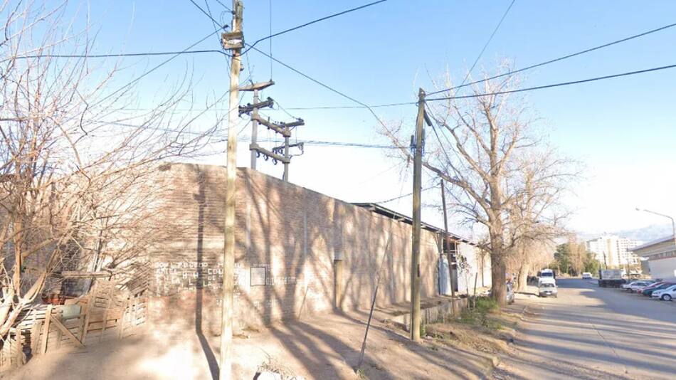 El lugar en Mendoza donde falleció el joven electrocutado. Foto: Los Andes