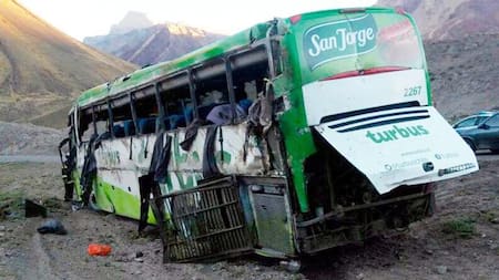 Accidente de micro de Turbus en Mendoza