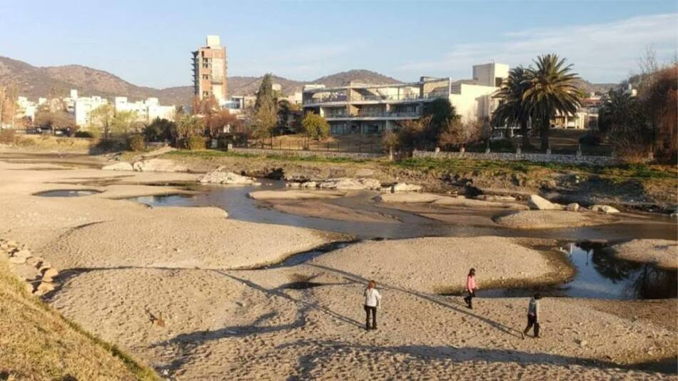 Dramática sequia en Villa Carlos Paz, Córdoba. Foto: Twitter